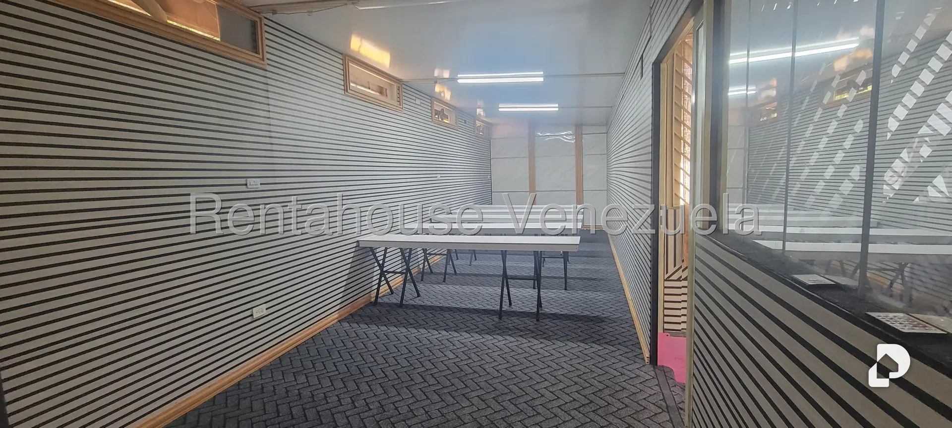 Local comercial en La Campiña, Caracas – 9