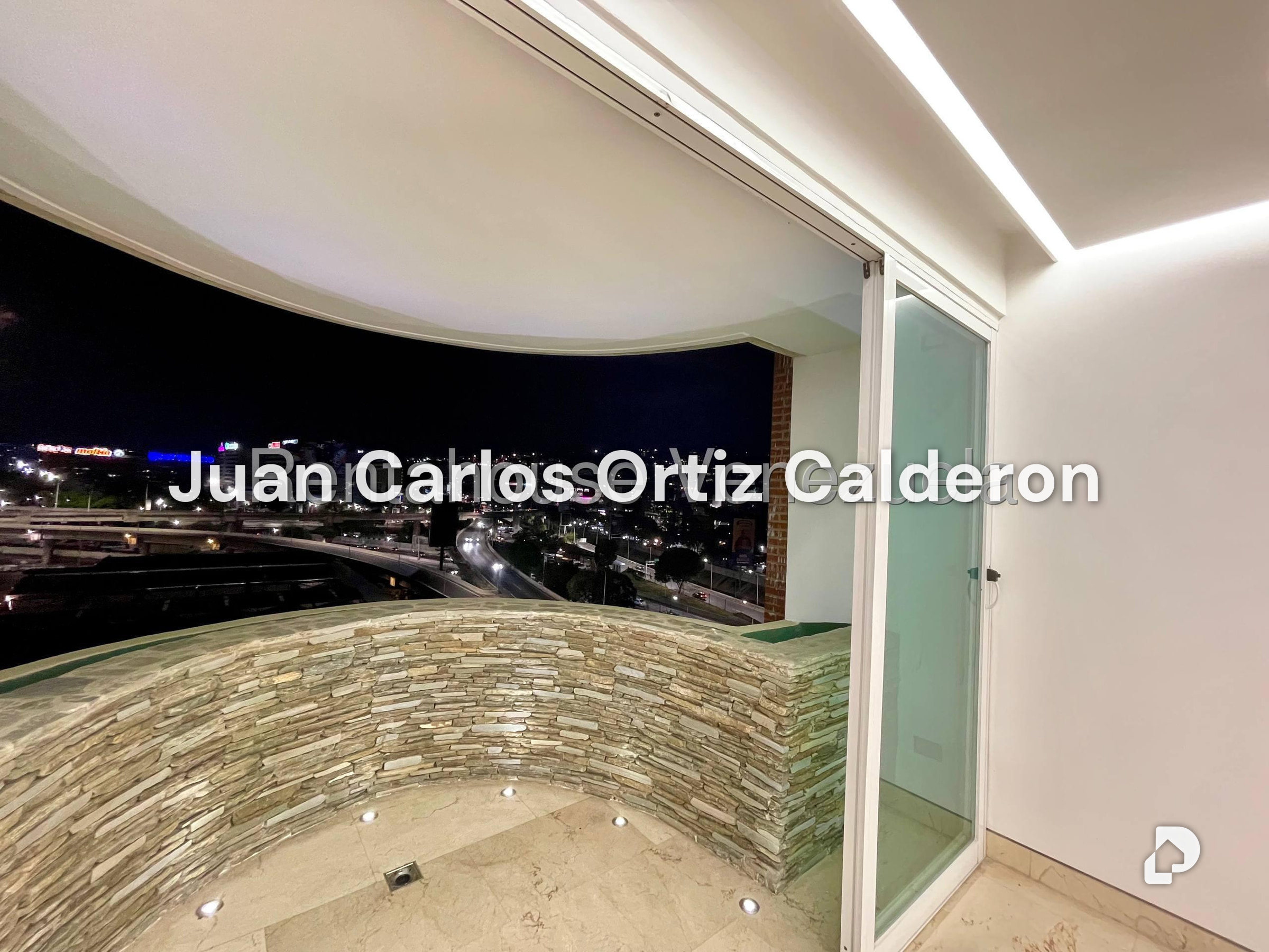 Apartamento en El Rosal, Caracas – 7