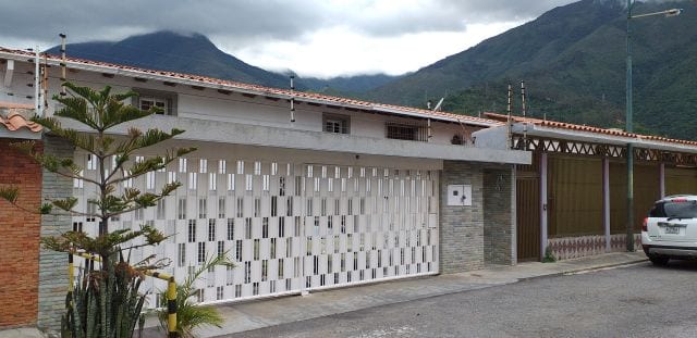 Casa en El Marqués, Caracas - 1