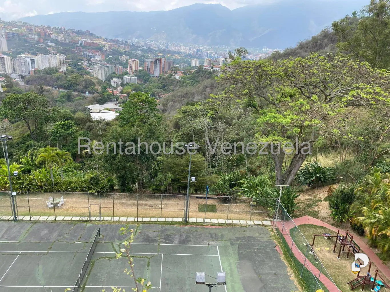 Apartamento en Los Samanes, Caracas – 23