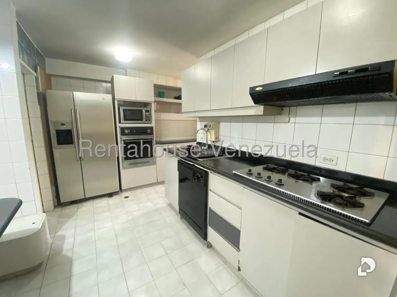 Apartamento en Los Samanes, Caracas – 12