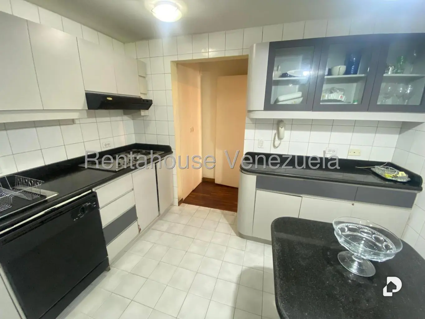 Apartamento en Los Samanes, Caracas – 11