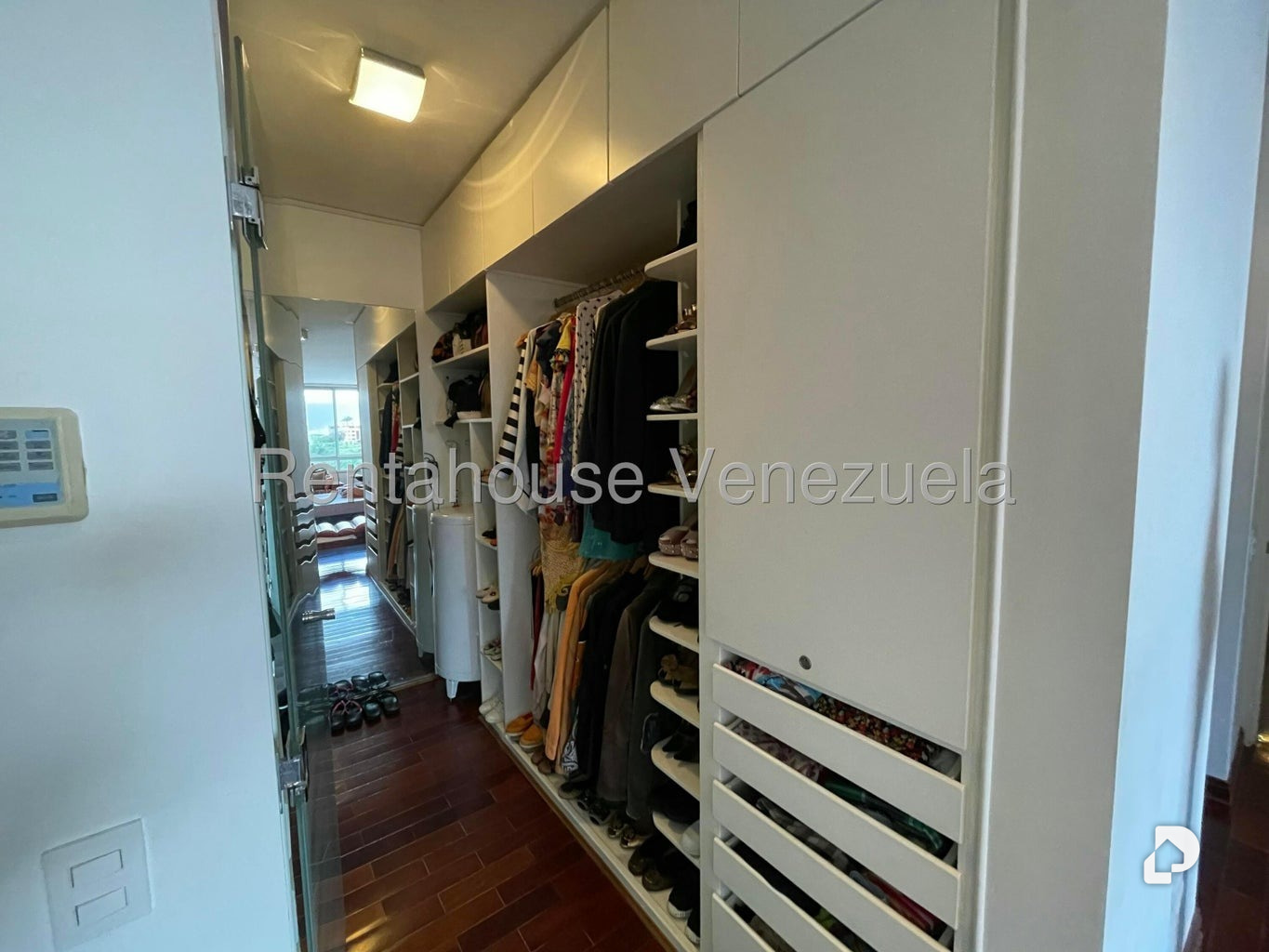 Apartamento en Mirador de Los Campitos, Caracas – 39