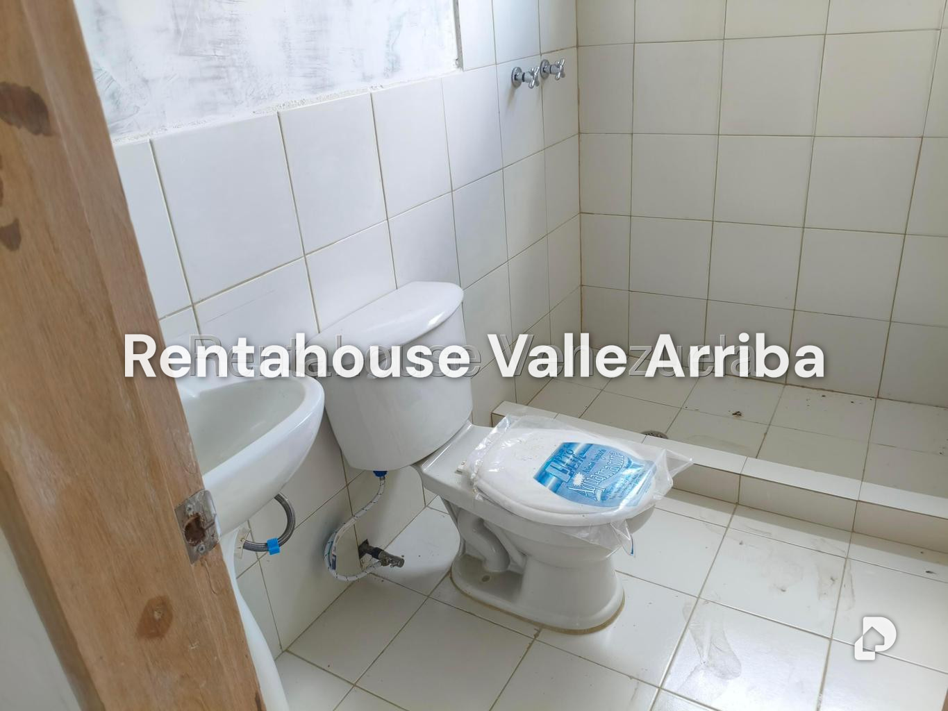 Apartamento en Solar del Hatillo, Caracas – 28