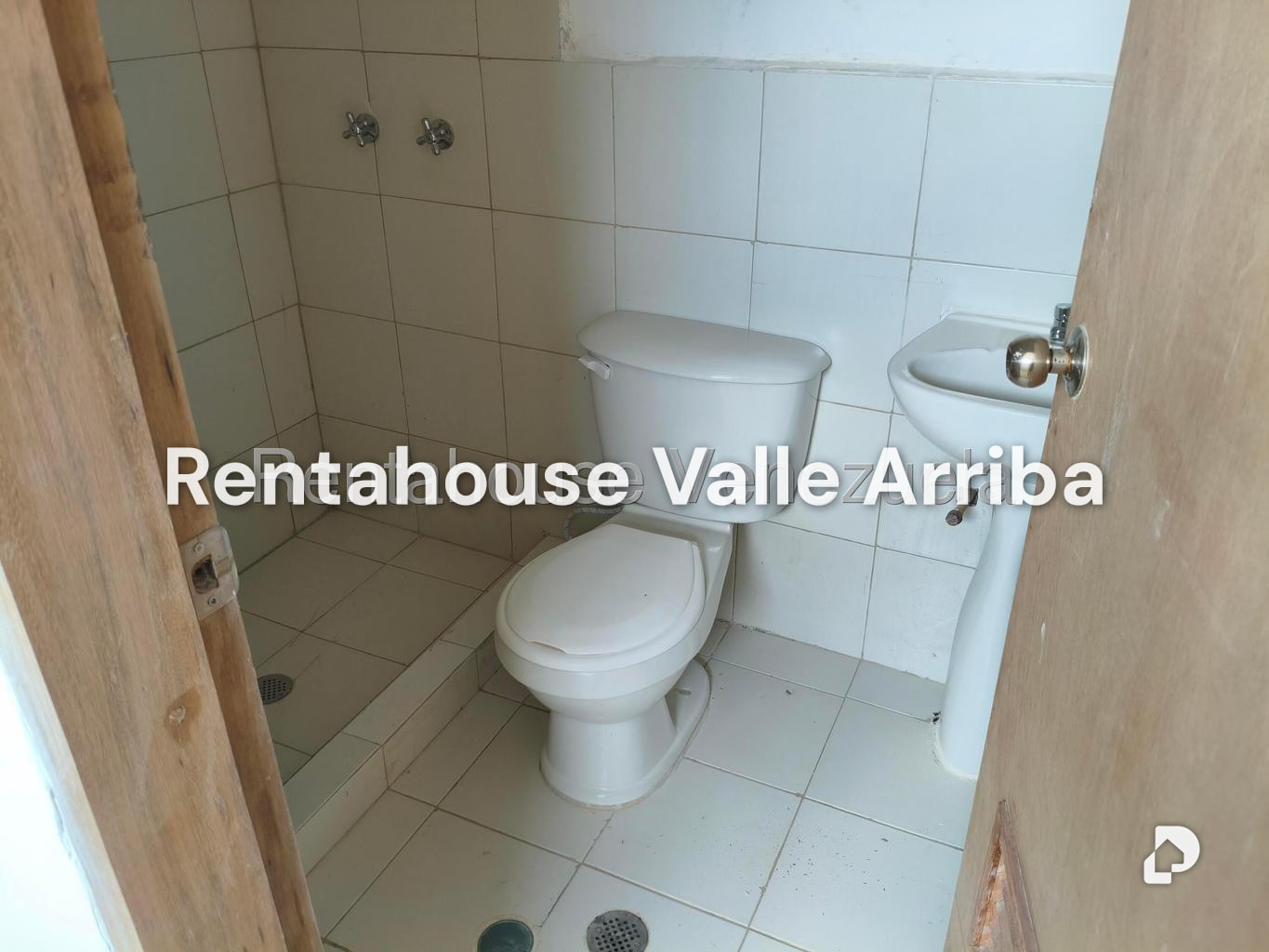 Apartamento en Solar del Hatillo, Caracas – 13
