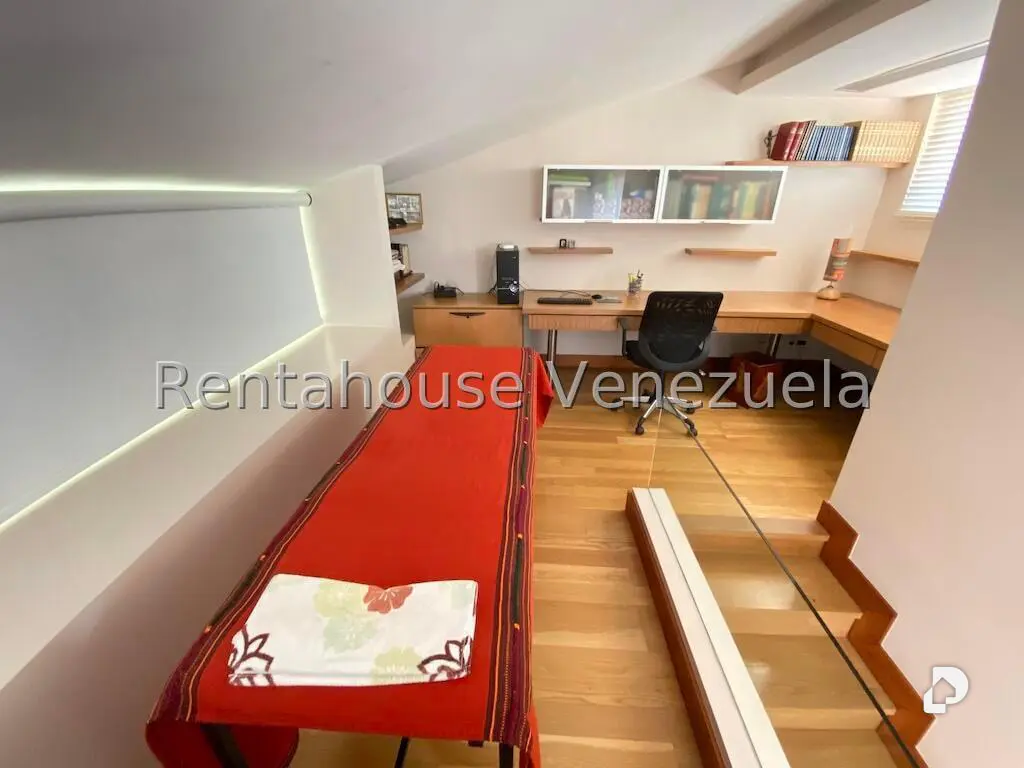 Casa en Mirador de Los Campitos I, Caracas – 27
