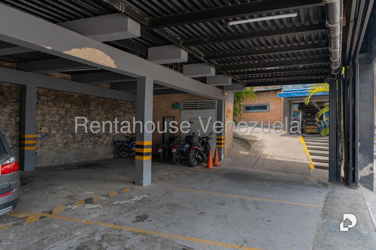 Local comercial en El Hatillo, Caracas – 6
