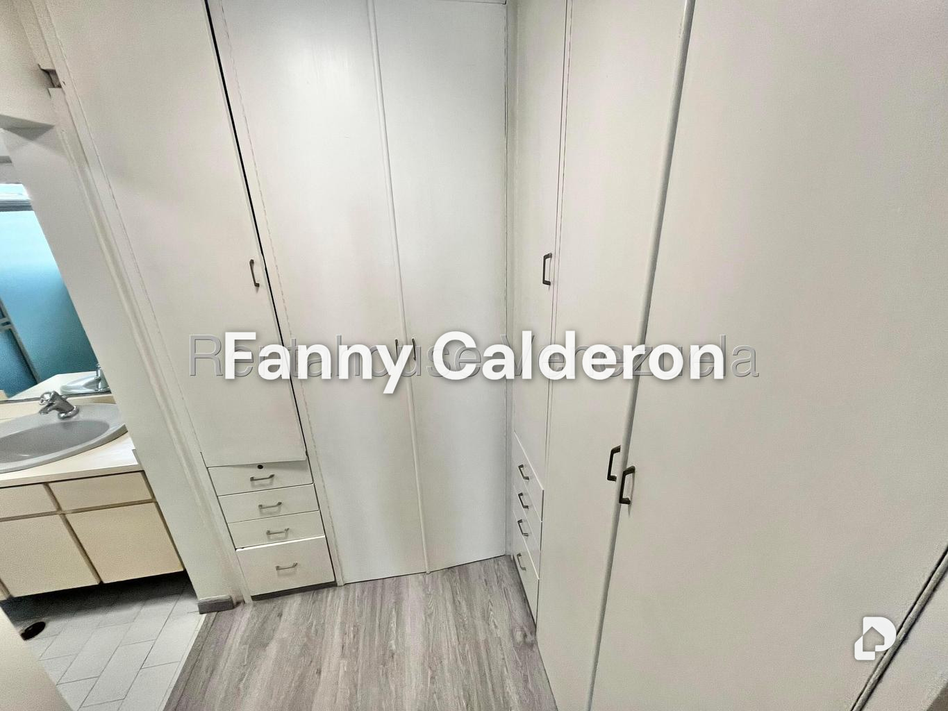Apartamento en La Florida, Caracas – 18