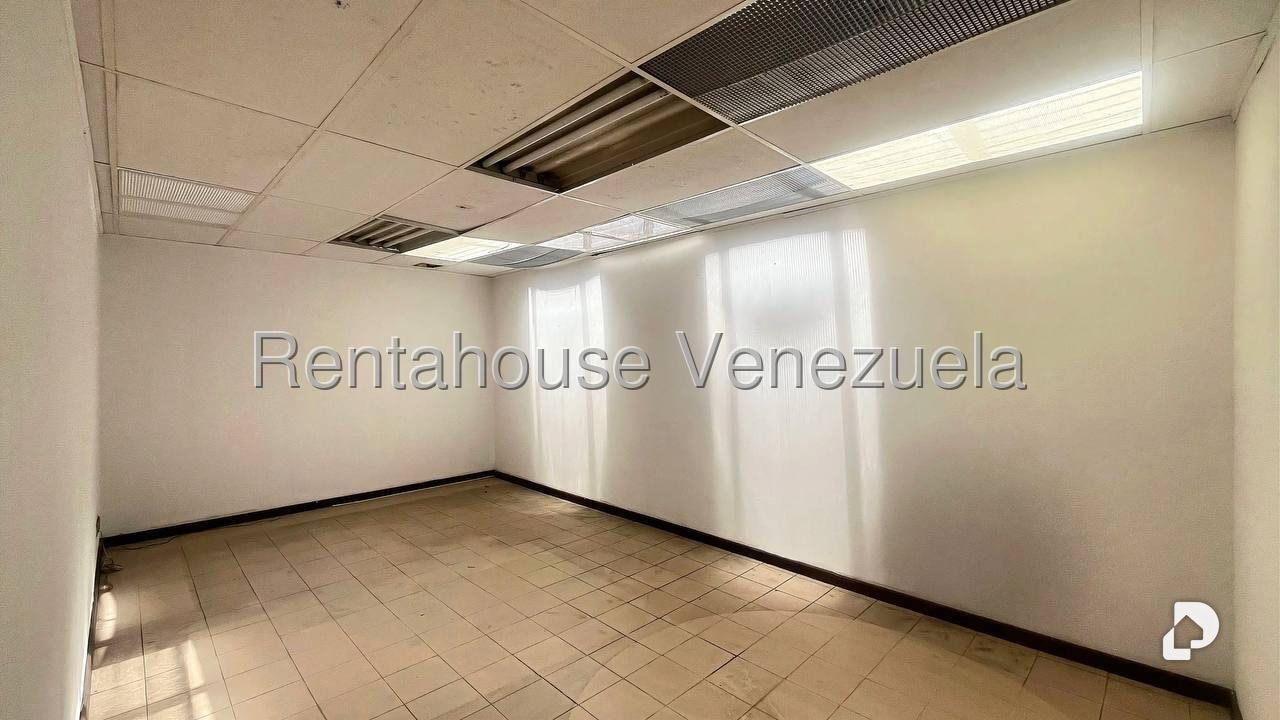 Edificio en Los Ruices, Caracas