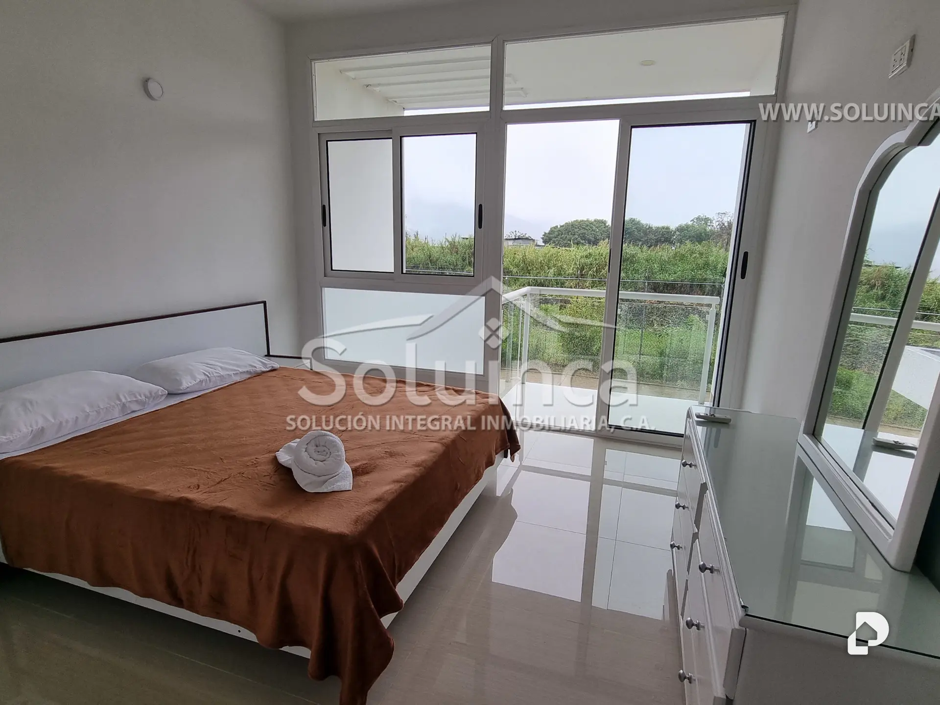 Townhouse en Parroquia Juan Rodríguez Suárez, Mérida – 14