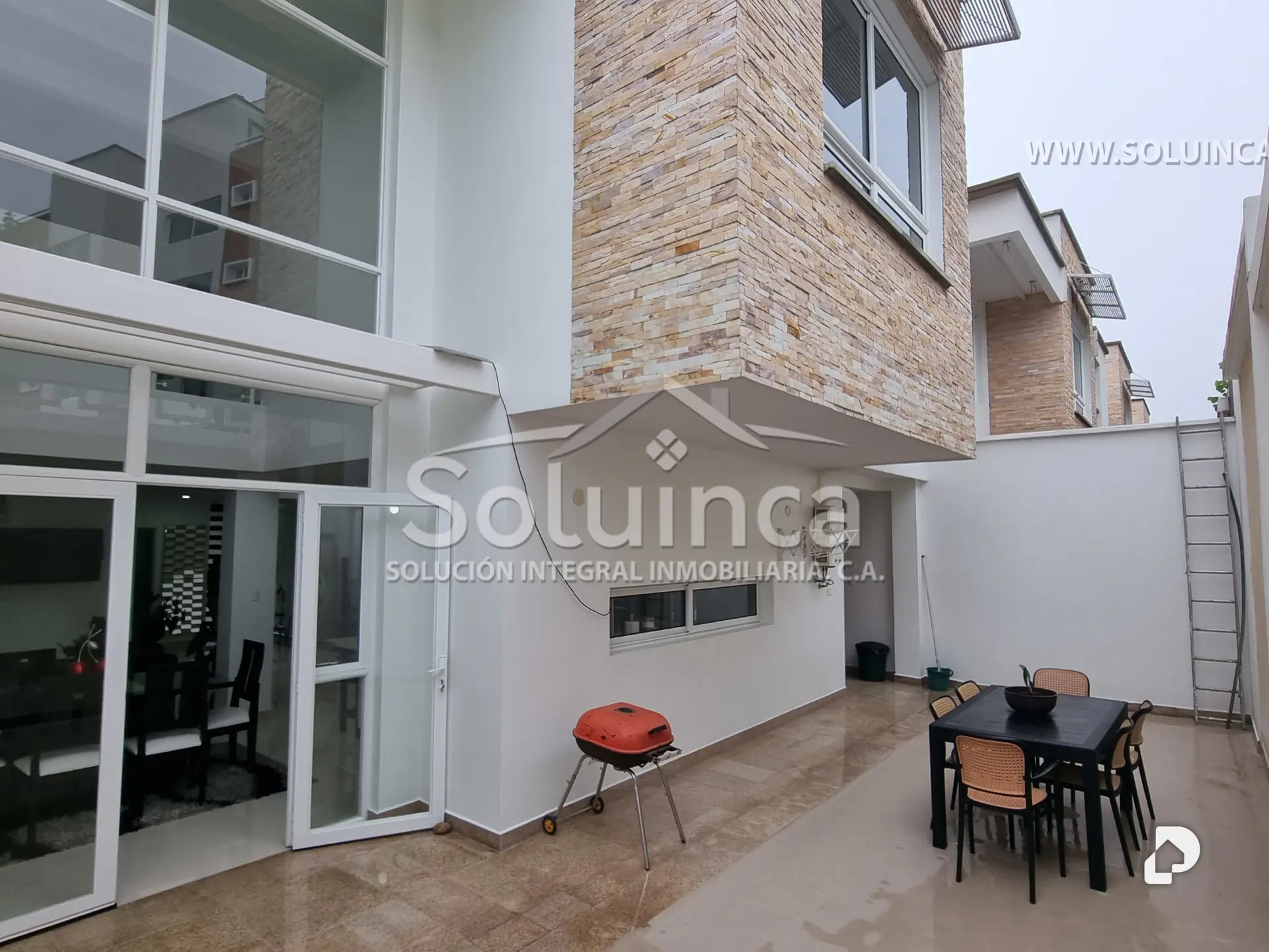 Townhouse en Parroquia Juan Rodríguez Suárez, Mérida – 13