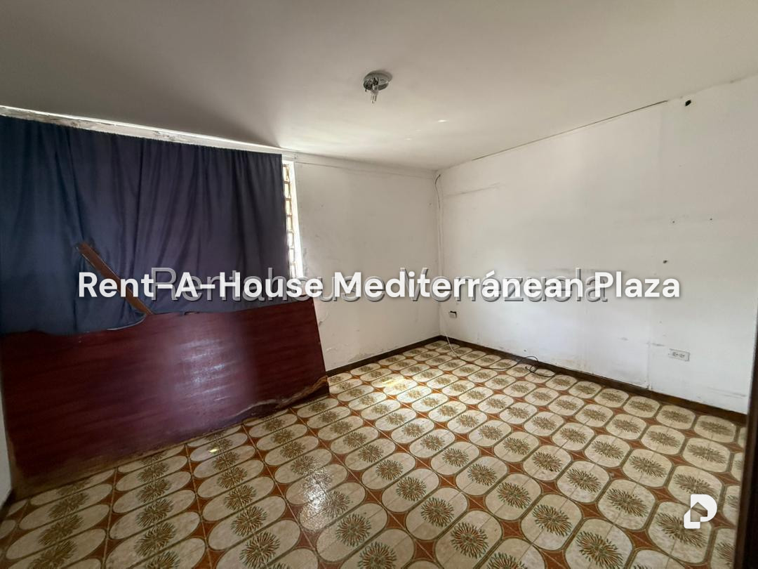 Local comercial en Santa Cecilia, Valencia