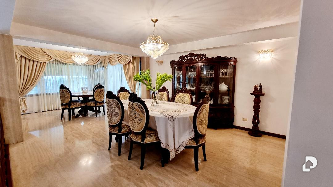House in La Lagunita, Caracas – 11