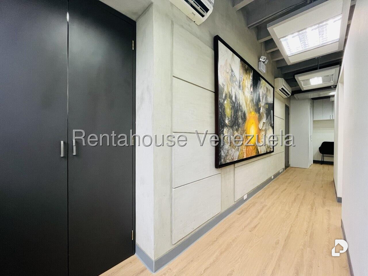 Local comercial en Macaracuay, Caracas – 26