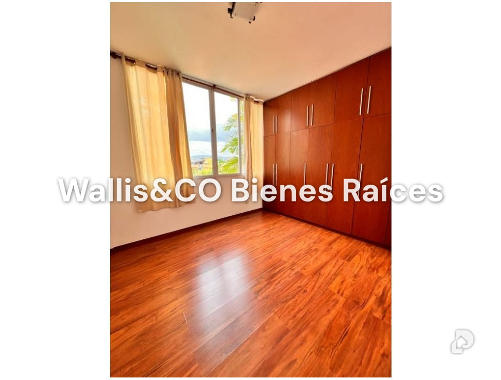 Casa en La Castellana, Caracas – 13