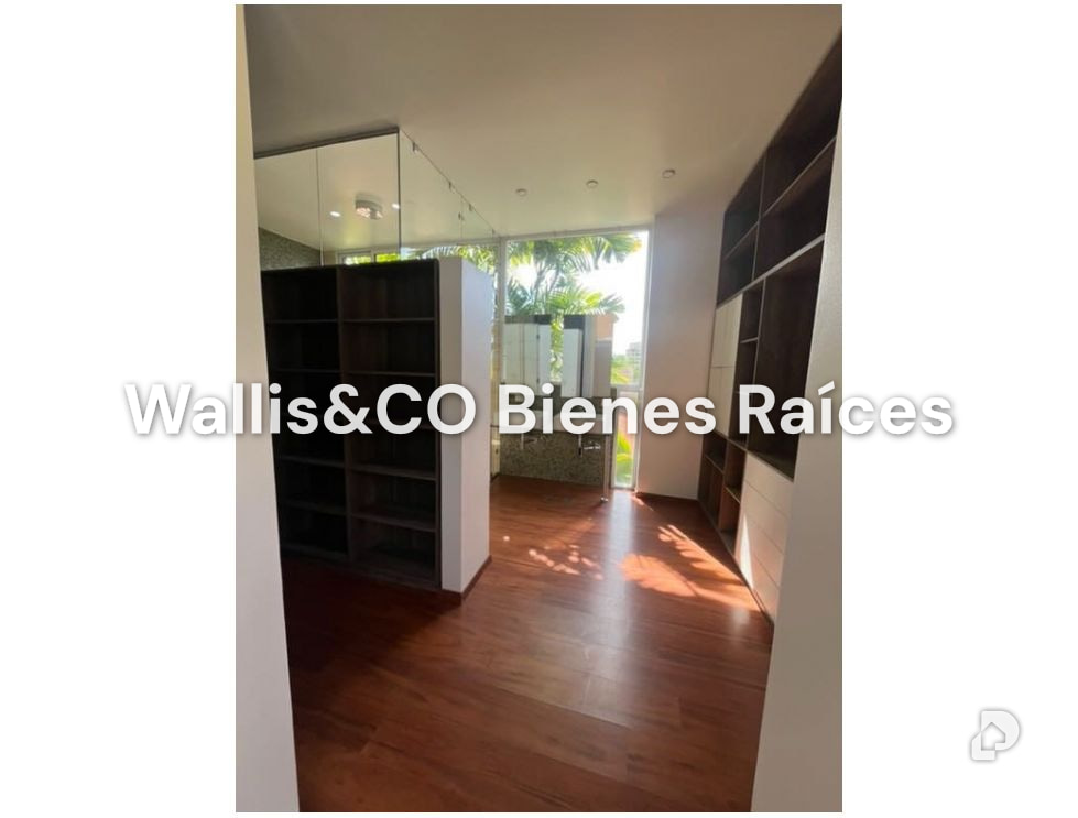 Casa en La Castellana, Caracas – 23