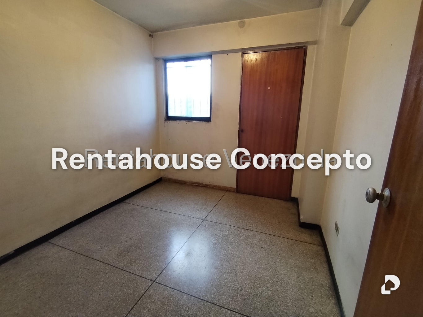 Apartamento en Avenida Lara, Valencia