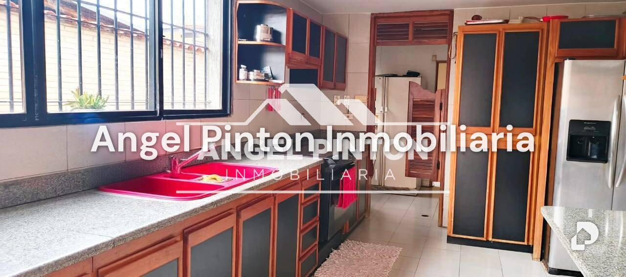 Casa en Avenida Principal, Araure – 4