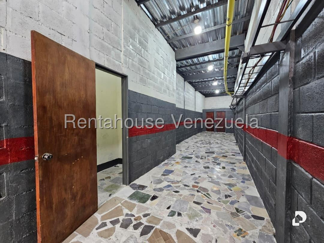 Casa en Prado de María, Caracas – 16
