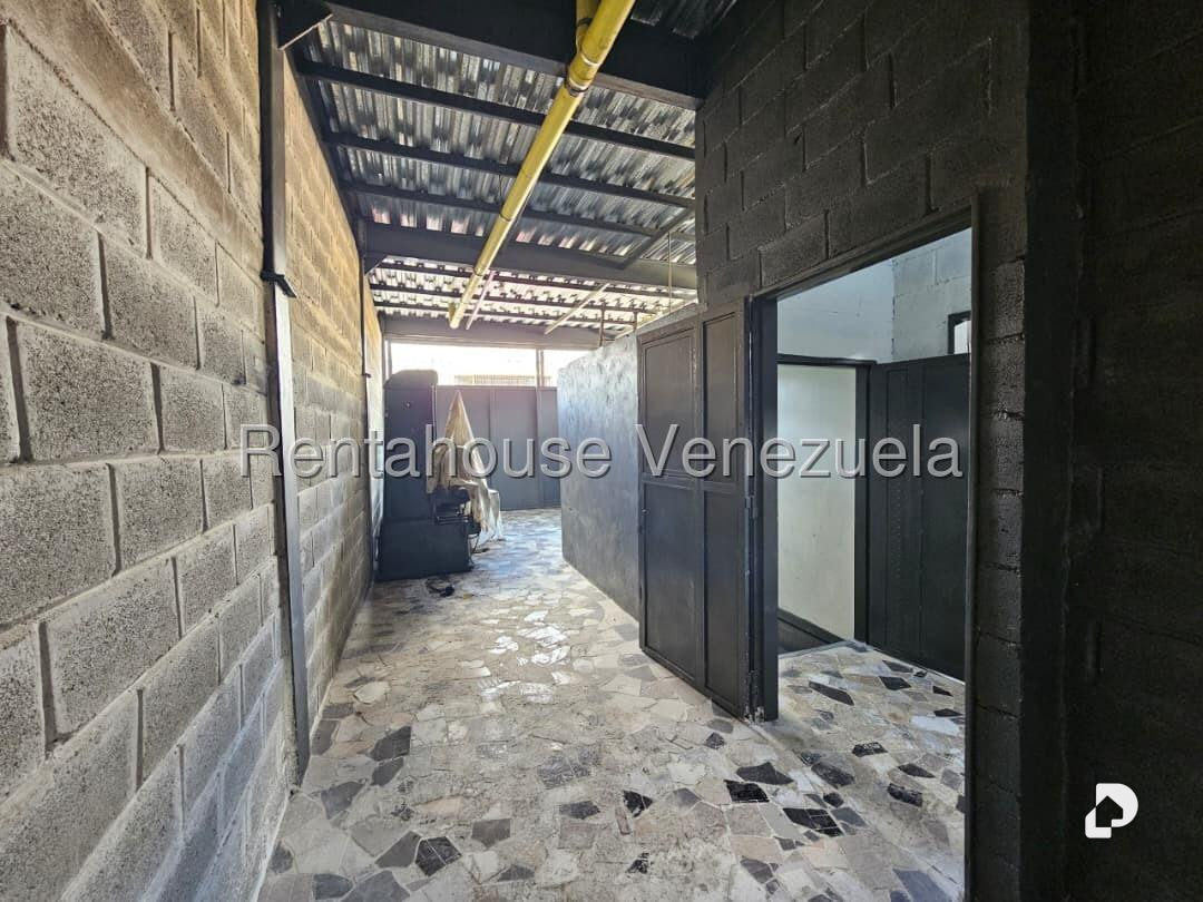 Casa en Prado de María, Caracas – 30