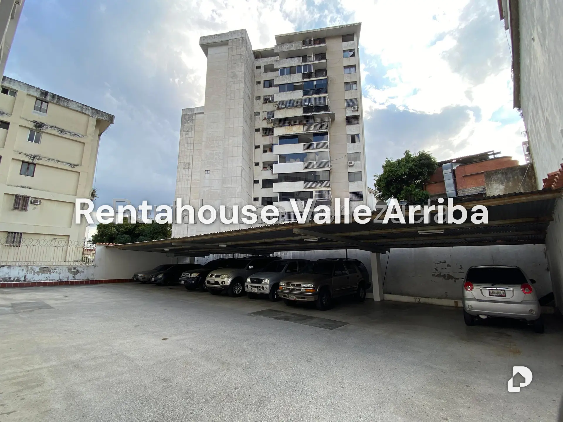 Apartamento en Los Palos Grandes, Caracas – 26