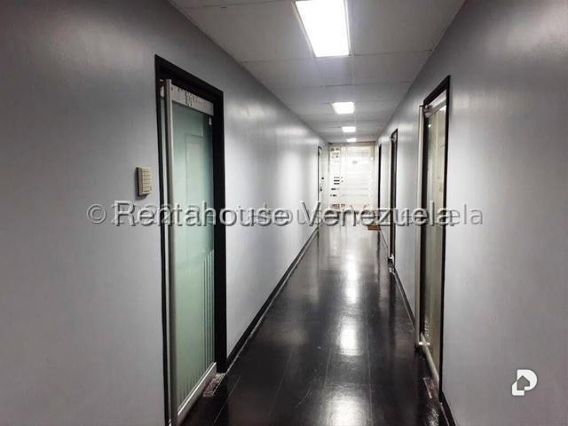 Oficina en La Castellana, Caracas – 5