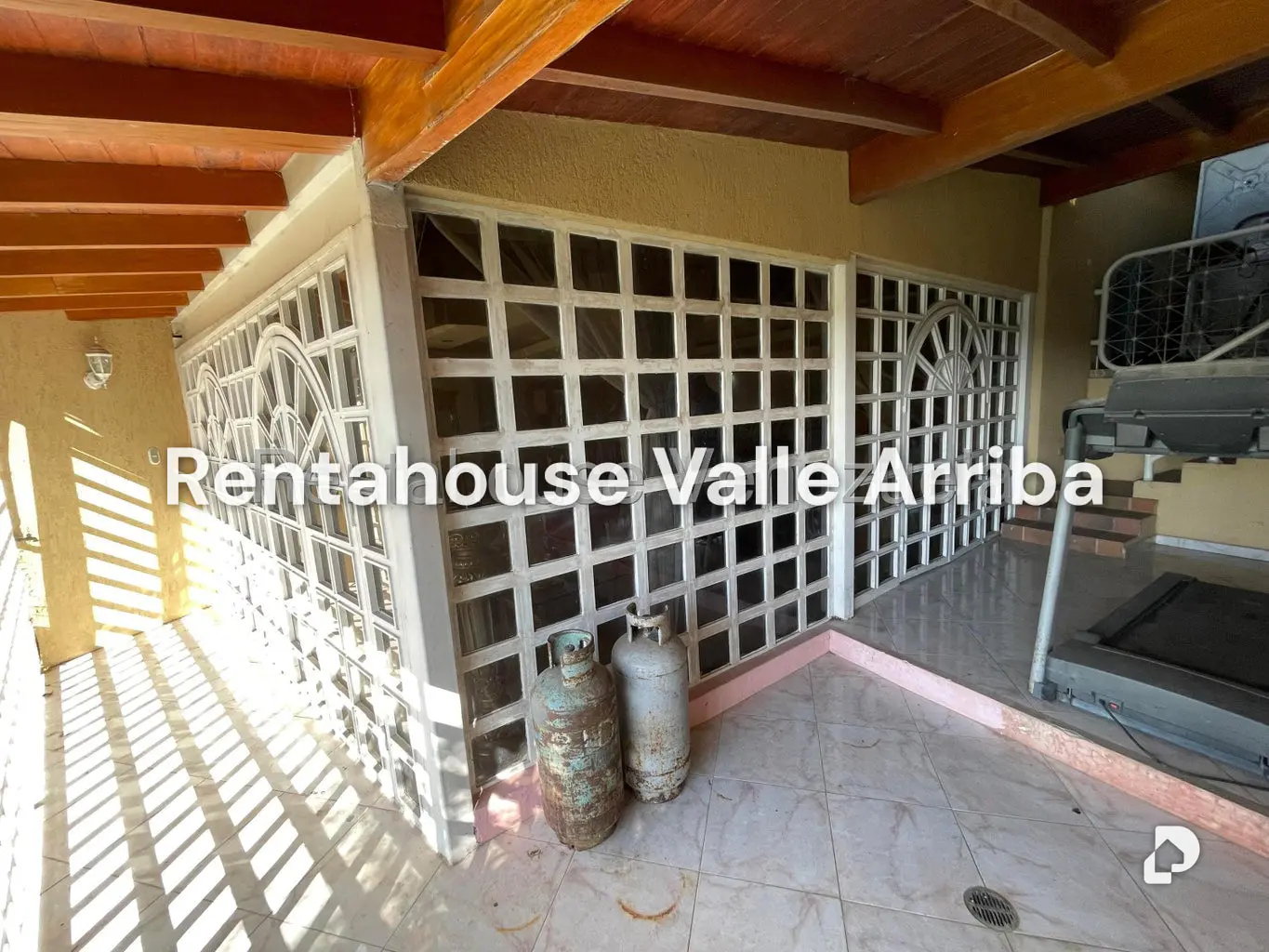 House in Los Naranjos (del Cafetal), Caracas – 13