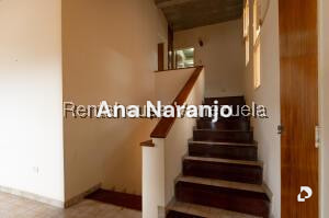 Casa en Alto Prado, Caracas – 18