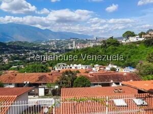 Casa en Alto Prado, Caracas - 1