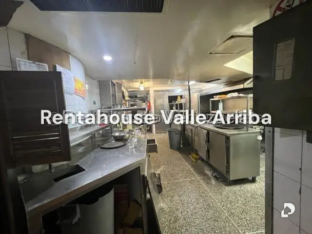 Local comercial en El Recreo, Caracas – 14
