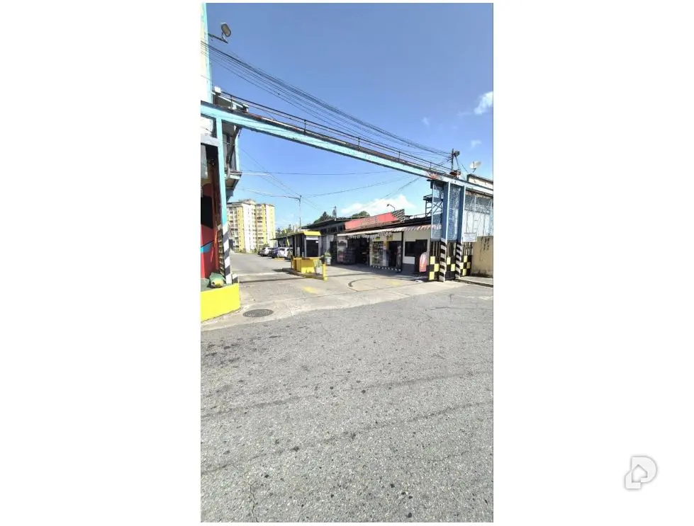 Local comercial en Los Teques, Altos Mirandinos – 2