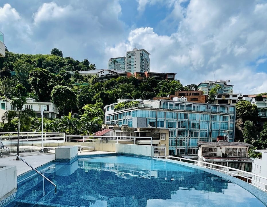 Apartment in Las Mercedes, Caracas - 1