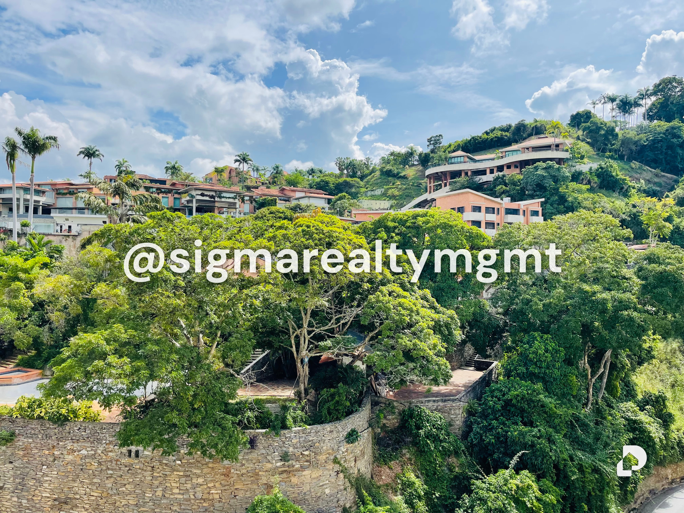 Apartment in Las Mercedes, Caracas – 9
