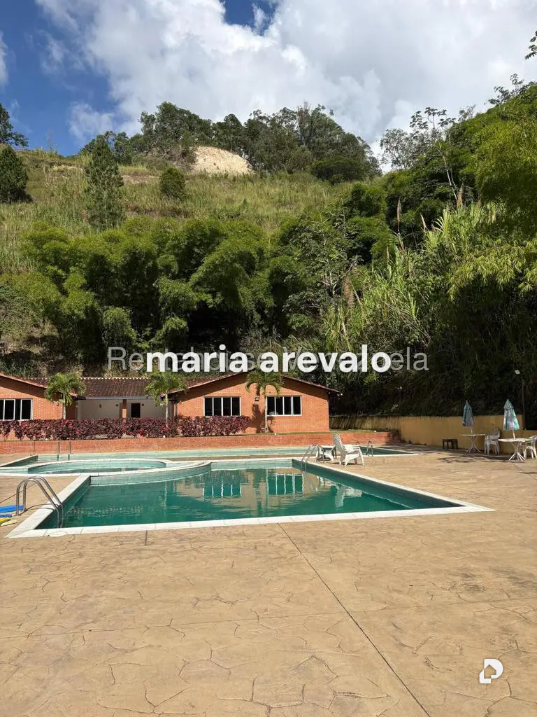 Apartamento en Colinas de La Tahona, Caracas – 1