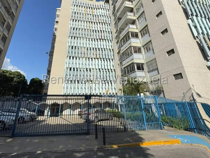 Apartment in Altamira, Caracas - 1