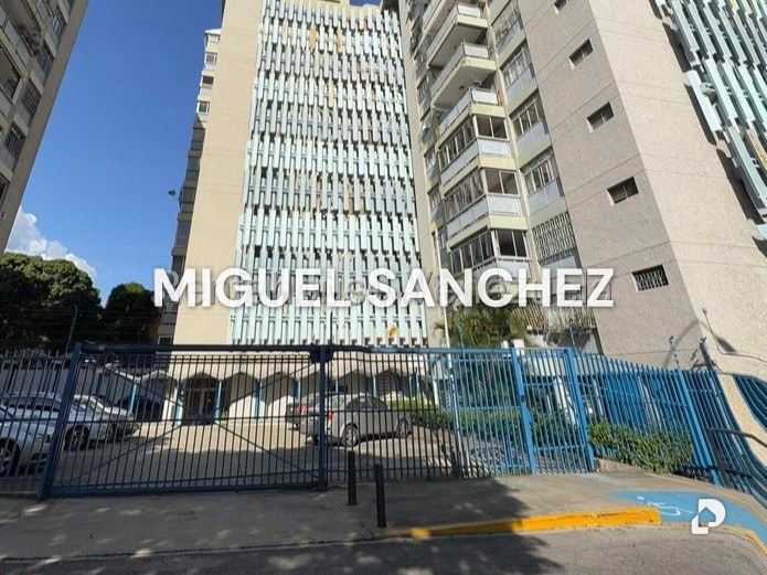 Apartamento en Altamira, Caracas – 1