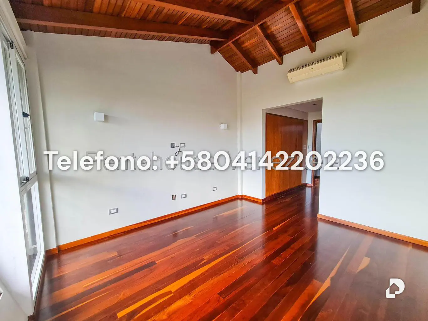House in Alto Hatillo, Caracas – 38