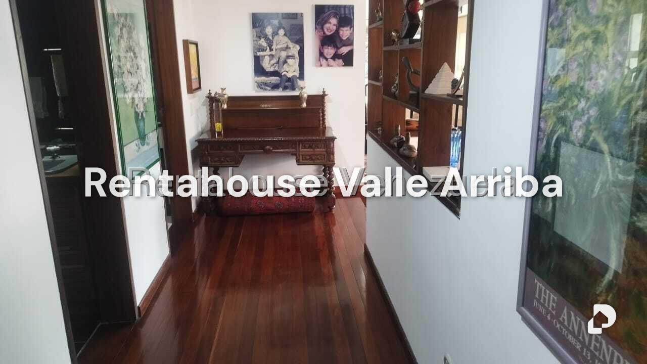 Apartamento en Lomas de Las Mercedes, Caracas – 12