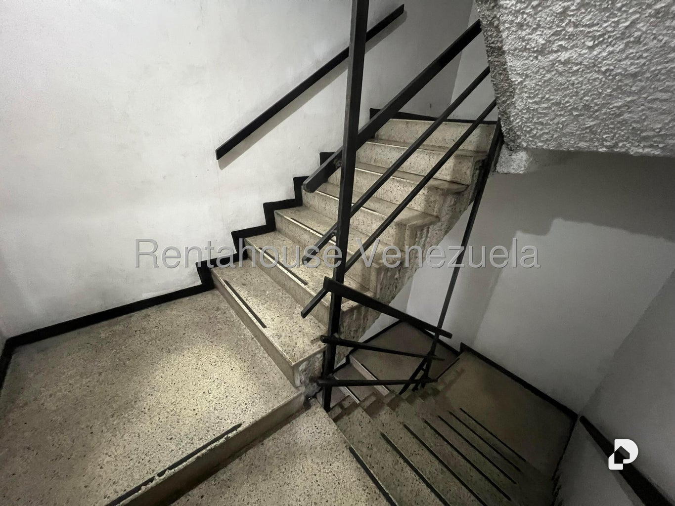 Apartamento en El Paraíso, Caracas – 18