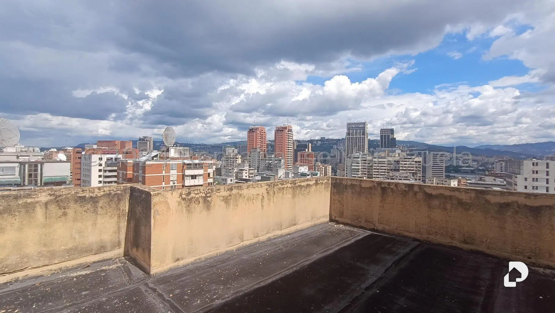 Apartamento en Las Palmas, Caracas – 30