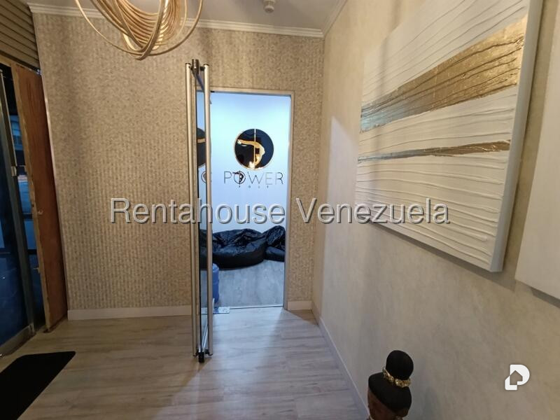 Commercial space in El Recreo, Caracas – 9