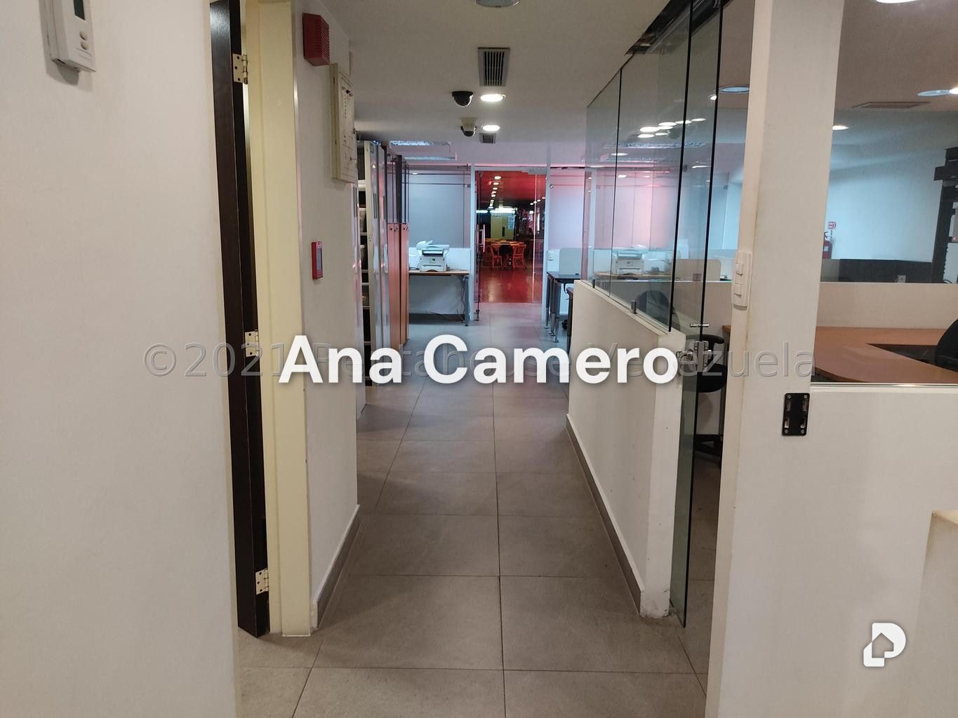 Local comercial en Las Mercedes, Caracas – 19