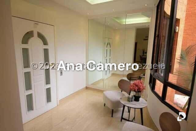 Apartamento en Colinas de Valle Arriba, Caracas