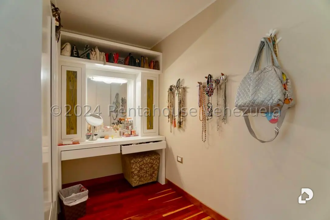Penthouse in La Lagunita Country Club, Caracas – 31