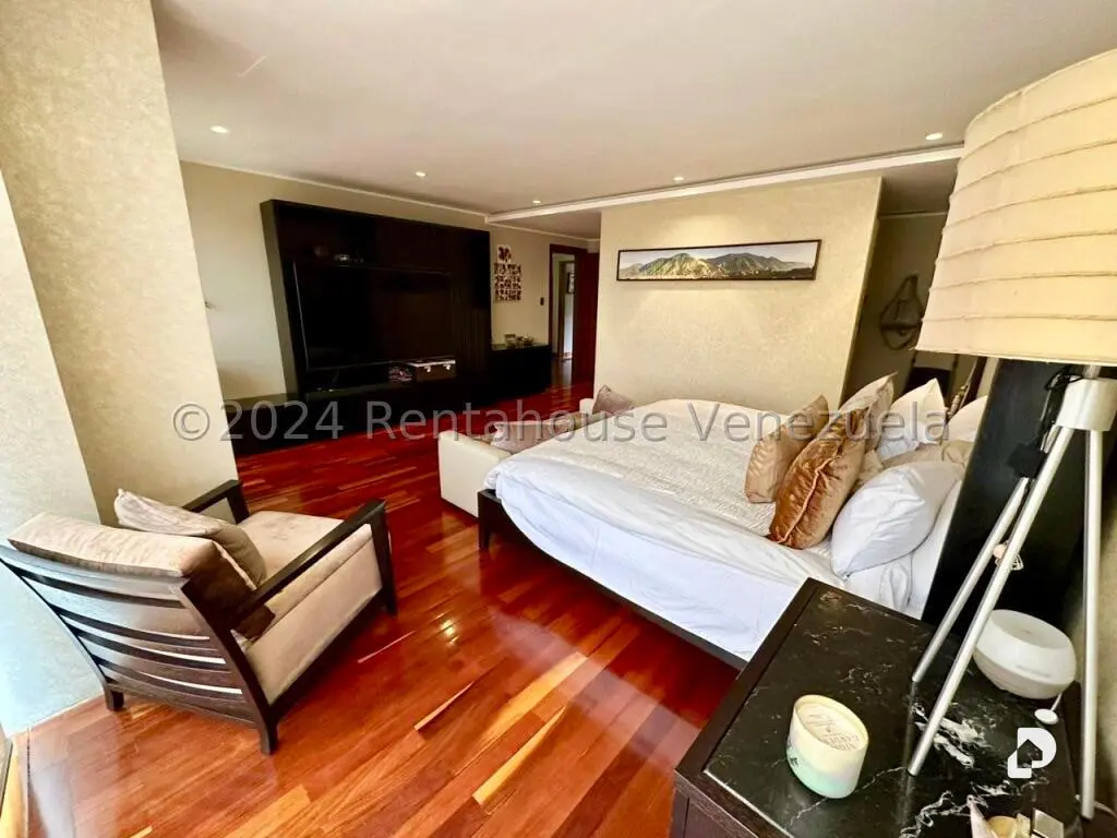 Penthouse in La Lagunita Country Club, Caracas – 24