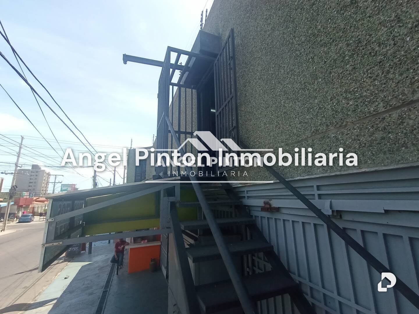 Local comercial en Santa Rita, Maracaibo – 12