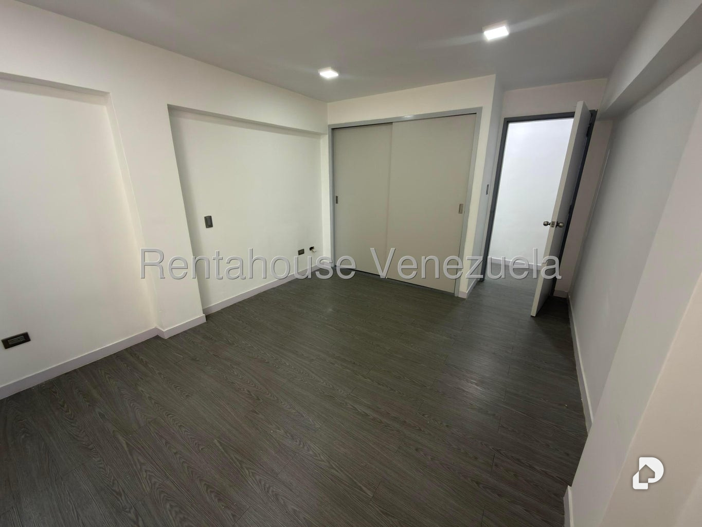 Apartamento en Los Palos Grandes, Caracas – 9