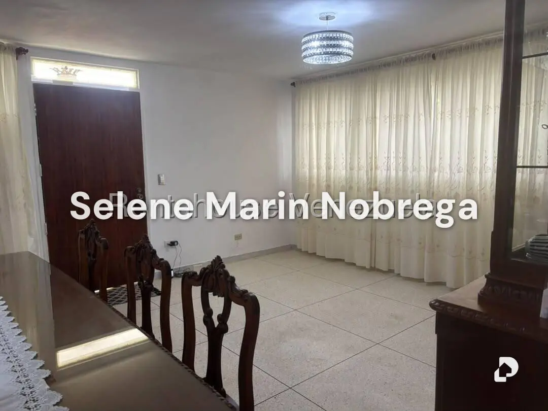 House in La Boyera, Caracas – 4