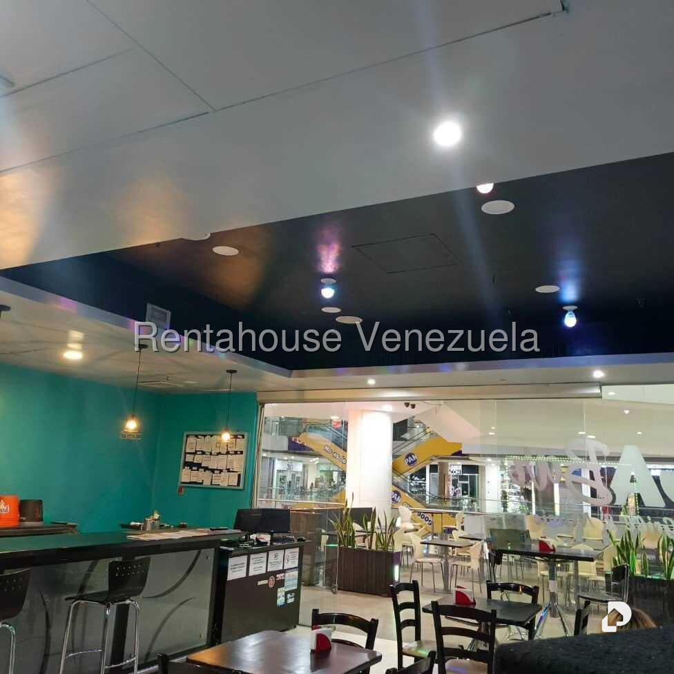 Local comercial en Los Dos Caminos, Caracas – 1