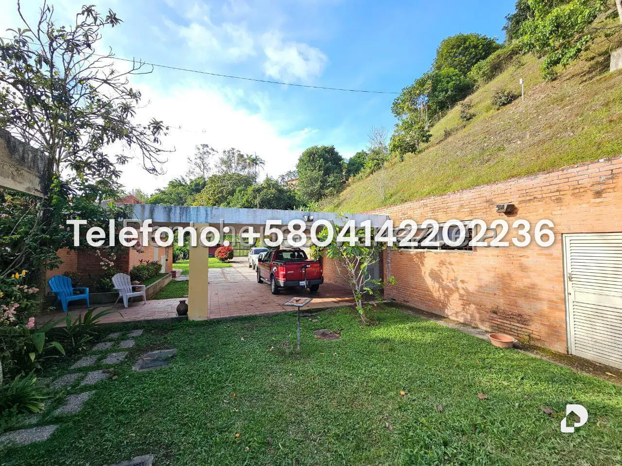 Casa en Alto Hatillo, Caracas – 51